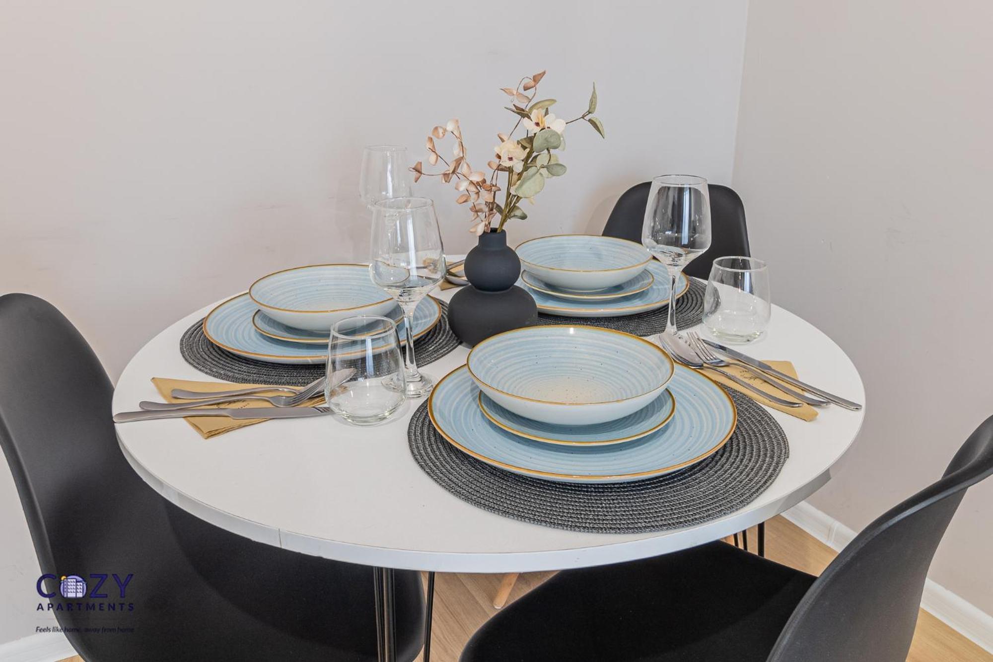 Cozy Collection And Flats - Coresi Mall Apartment *