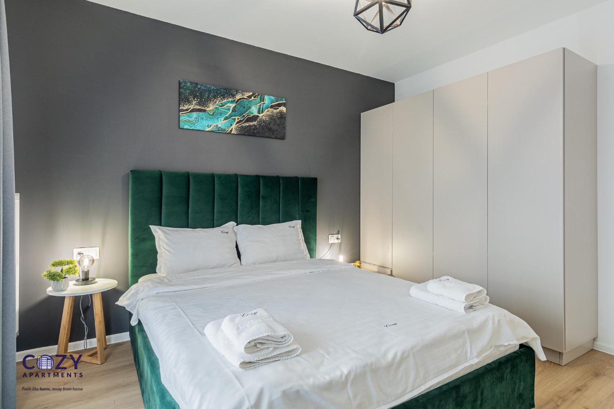Cozy Collection And Flats - Coresi Mall Apartment